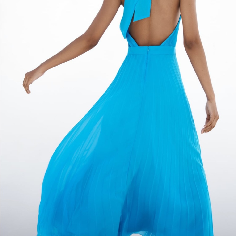 Zara Blue Halter Pleated Dress - Picture 5 of 6